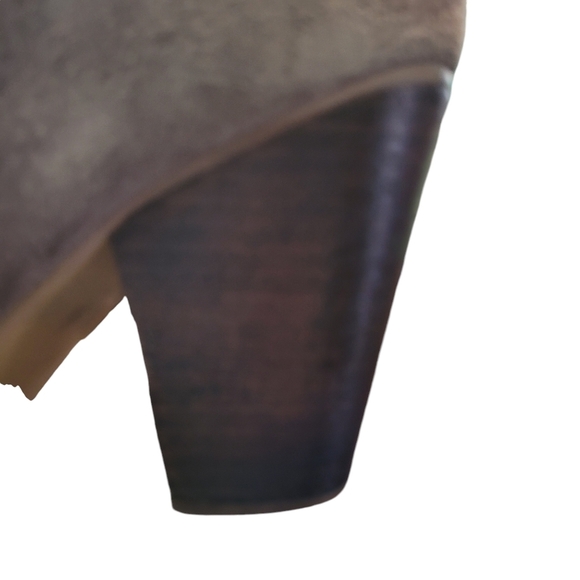 Steve Madden Cian suede anke boot with fringe - 9.            G - Picture 7 of 10